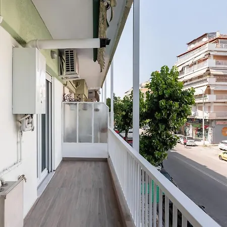 Hippocrates Bound By Binobi Innovative Management! Apartment